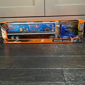 Long Haul Trucker Freightliner Cascadia - Brand New